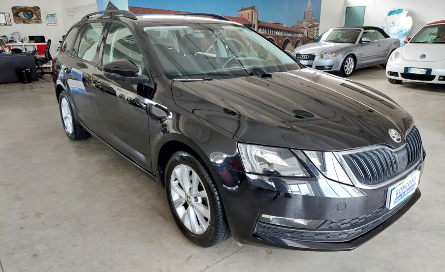 SKODA Octavia Wagon 1.6 TDI Executive – 2019