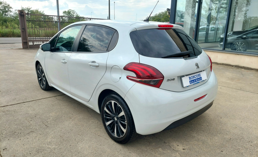 PEUGEOT 208 1.2 Pure Tech Signature 5p – 2019 *PROMO