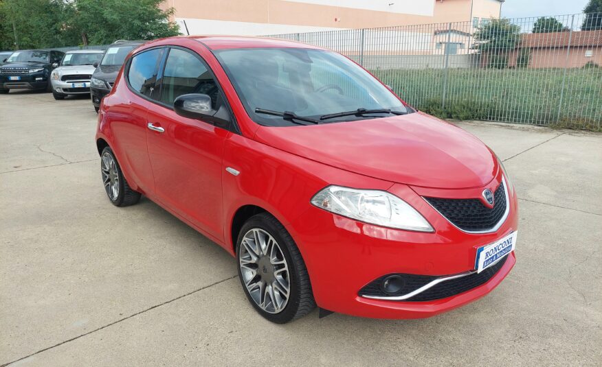 LANCIA Ypsilon 0.9 Twinair Paltinum S&S DFN – 2016 *PROMO