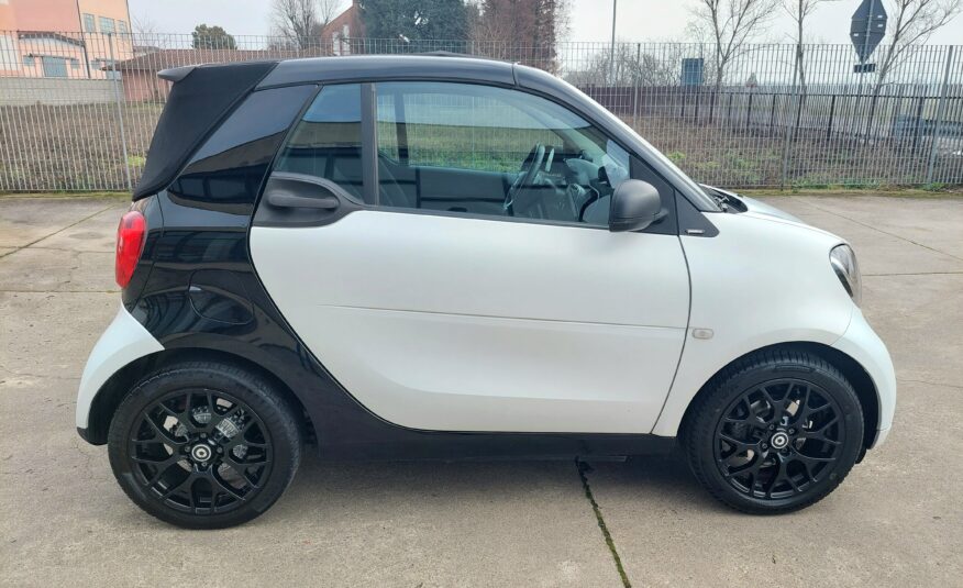 SMART ForTwo Cabrio 0.9 Turbo Twinamic Passion – 2017